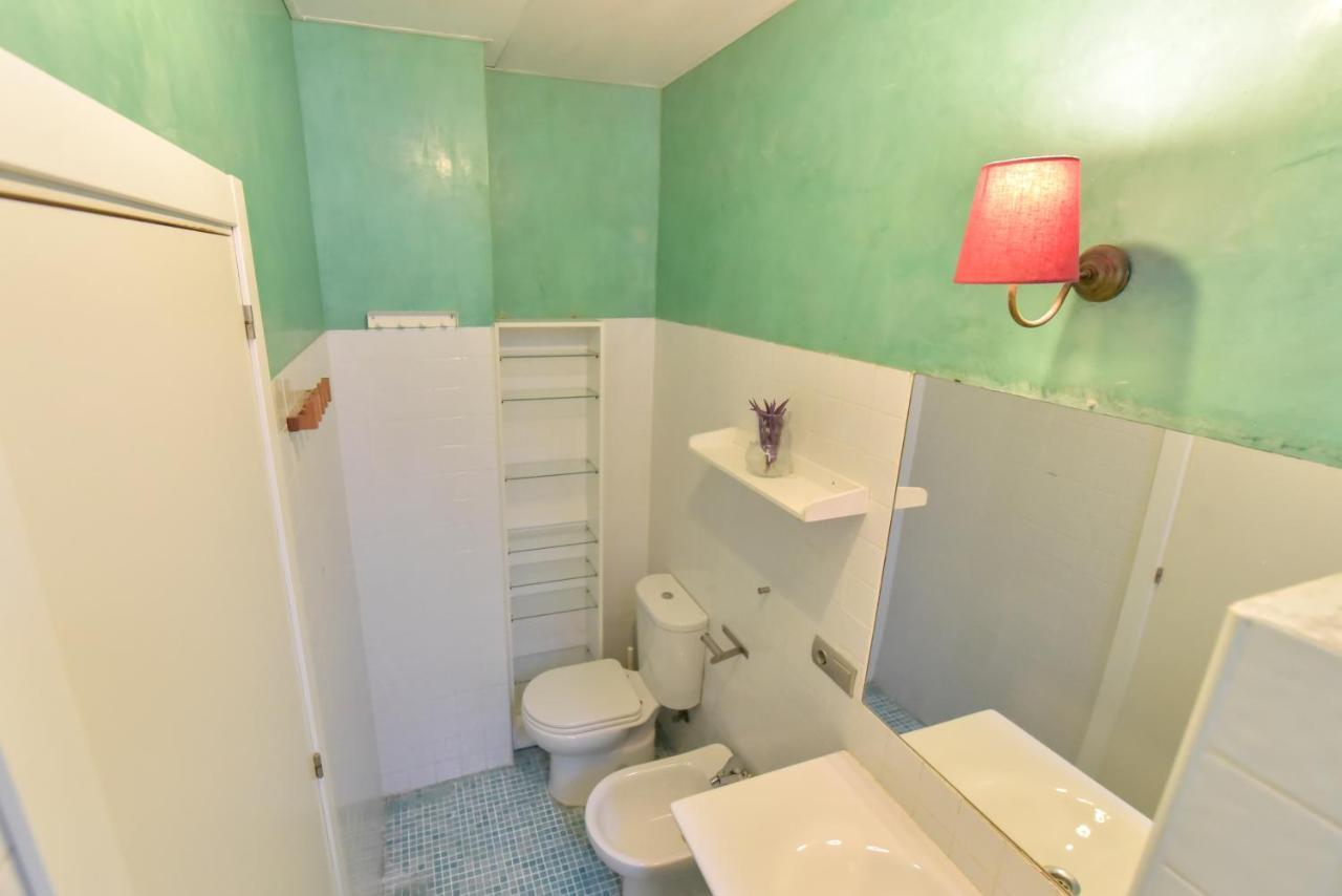 New! Bohemian Apartment In The Center Севиля Екстериор снимка